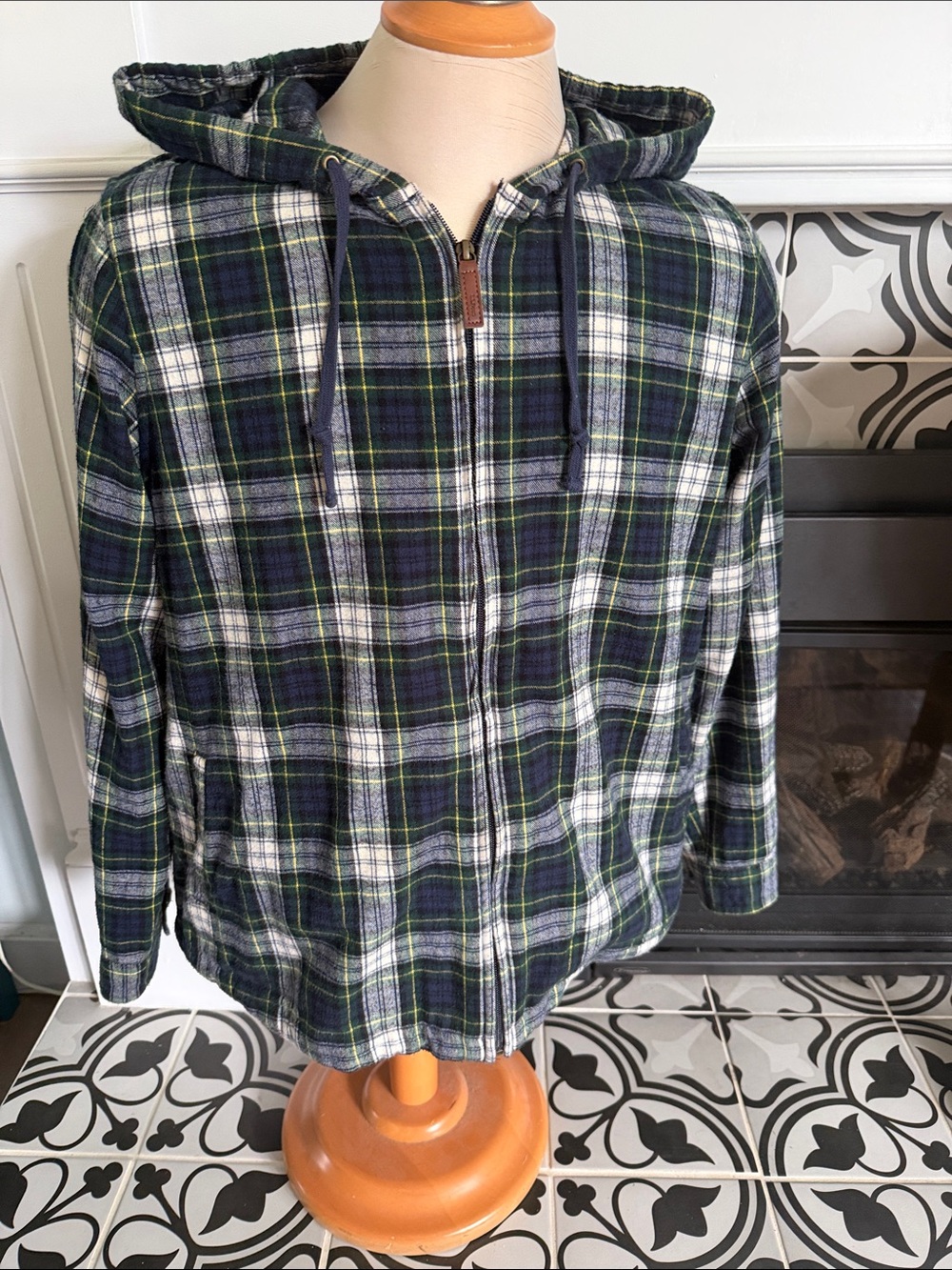 L.L. Bean Hooded Plaid Zip shirt in Navy, Green & White